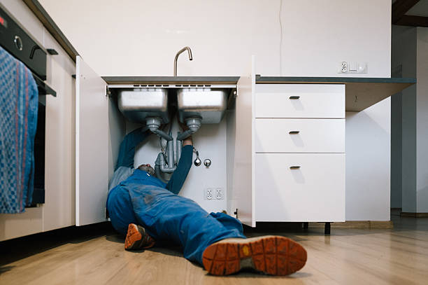 Professional Leak Detection technician working in Byron, GA